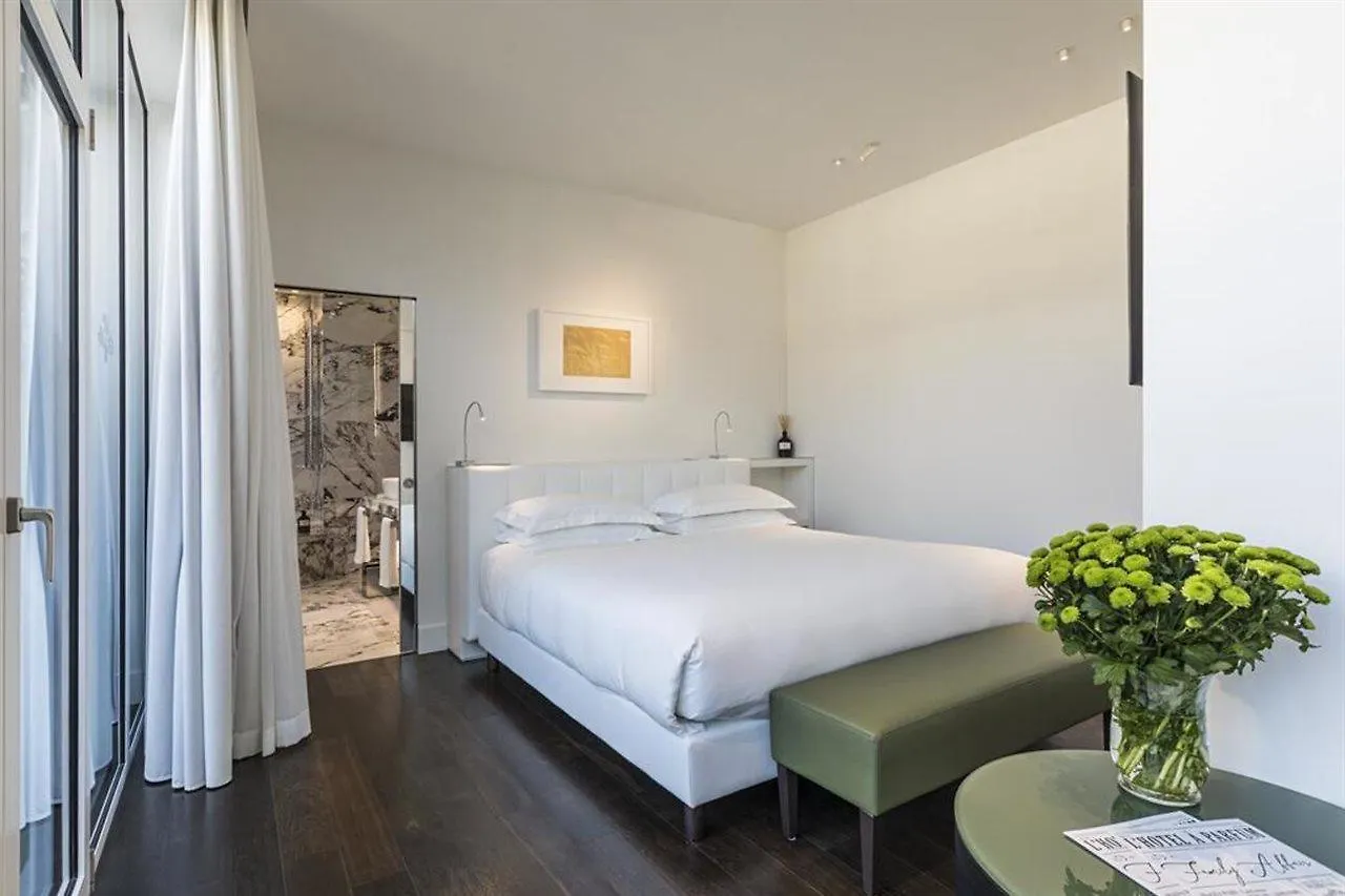 Magna Pars L'Hotel A Parfum, Small Luxury Hotels Of The World Milan
