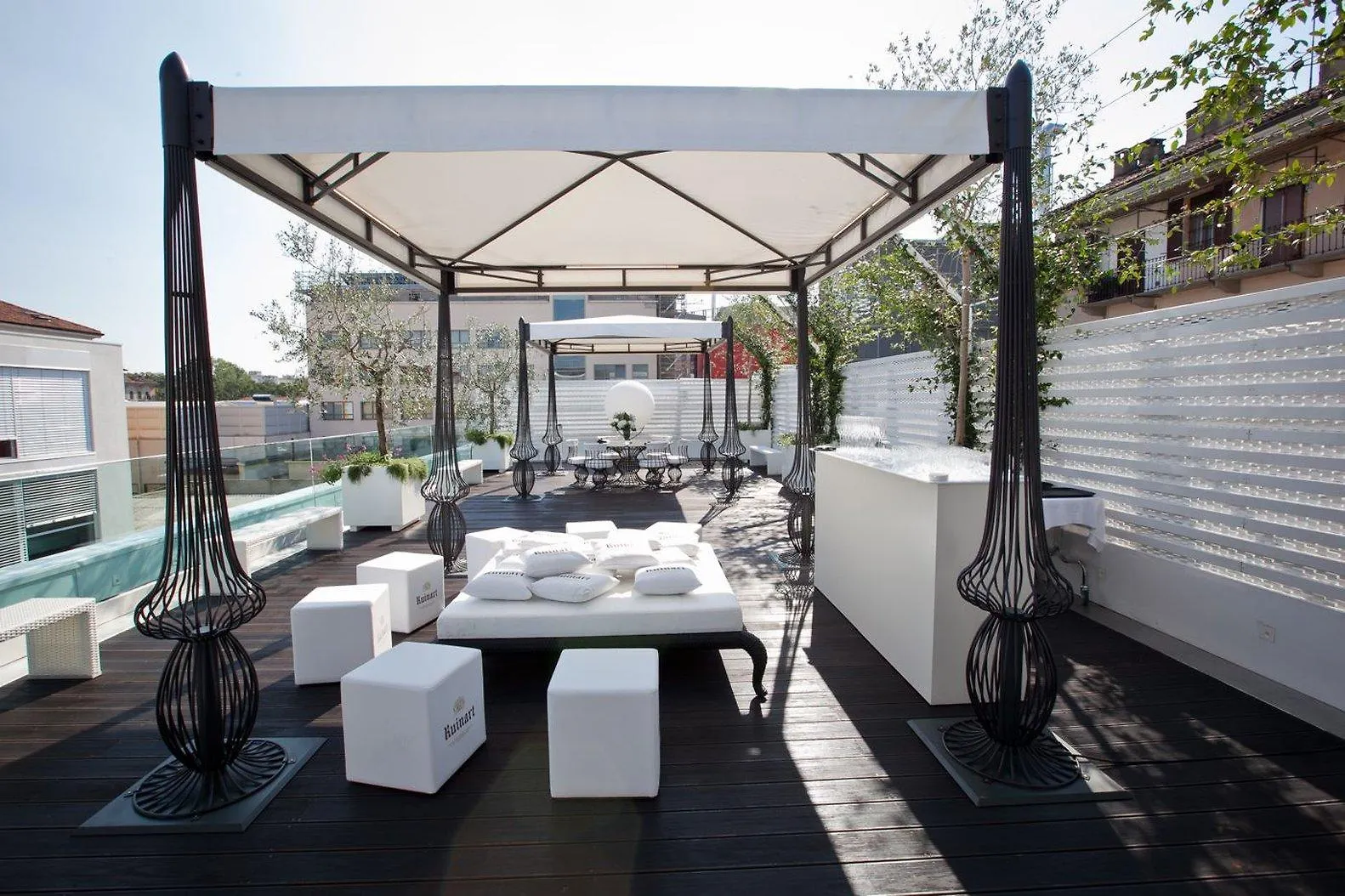 Magna Pars L'Hotel A Parfum, Small Luxury Hotels Of The World Milan