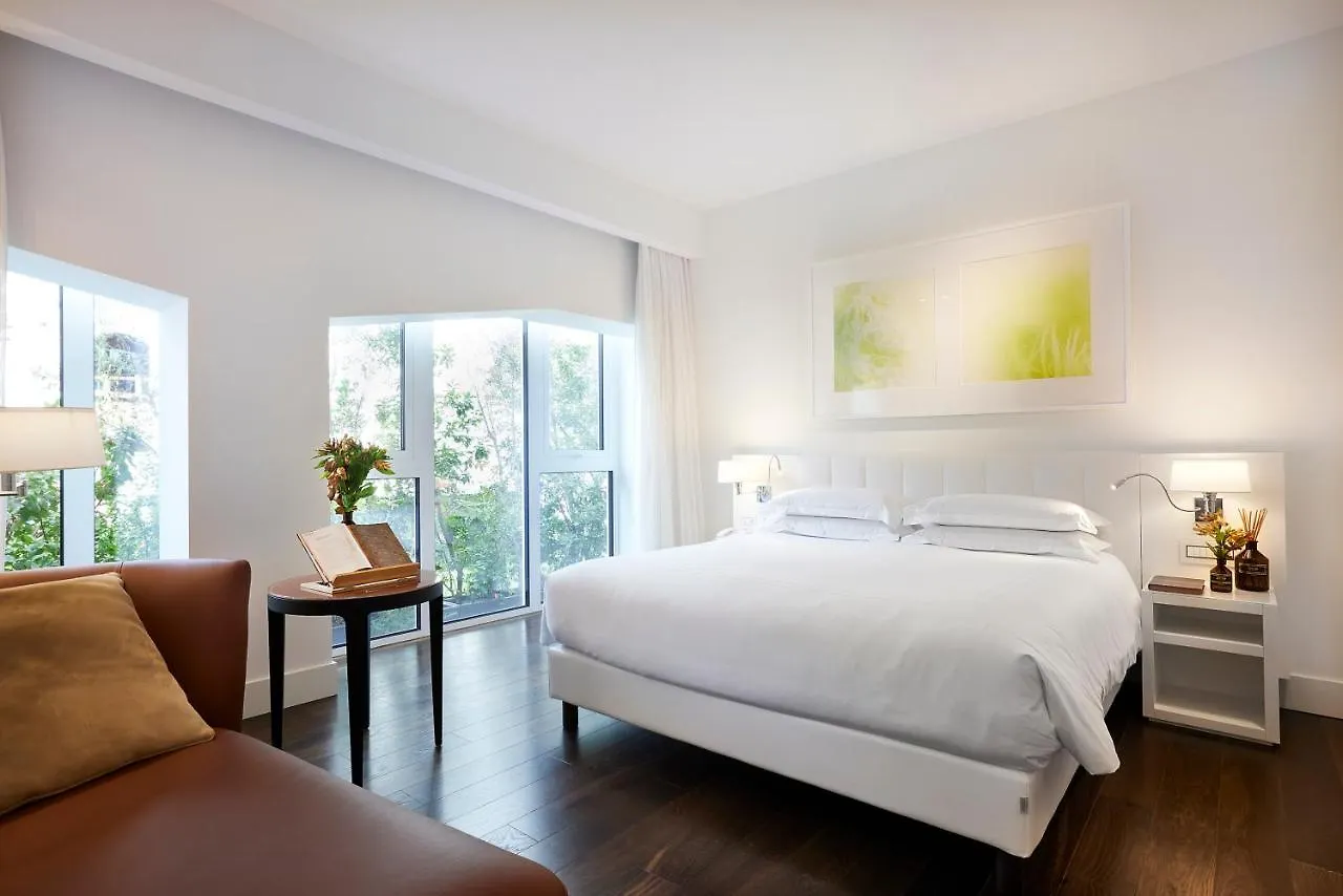 ***** Hotel Magna Pars l'Hotel à Parfum Milano Italia