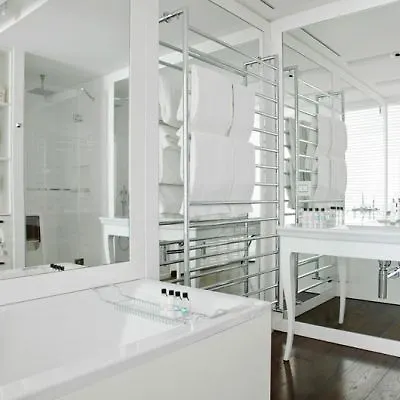Magna Pars L'Hotel A Parfum, Small Luxury Hotels Of The World Milan