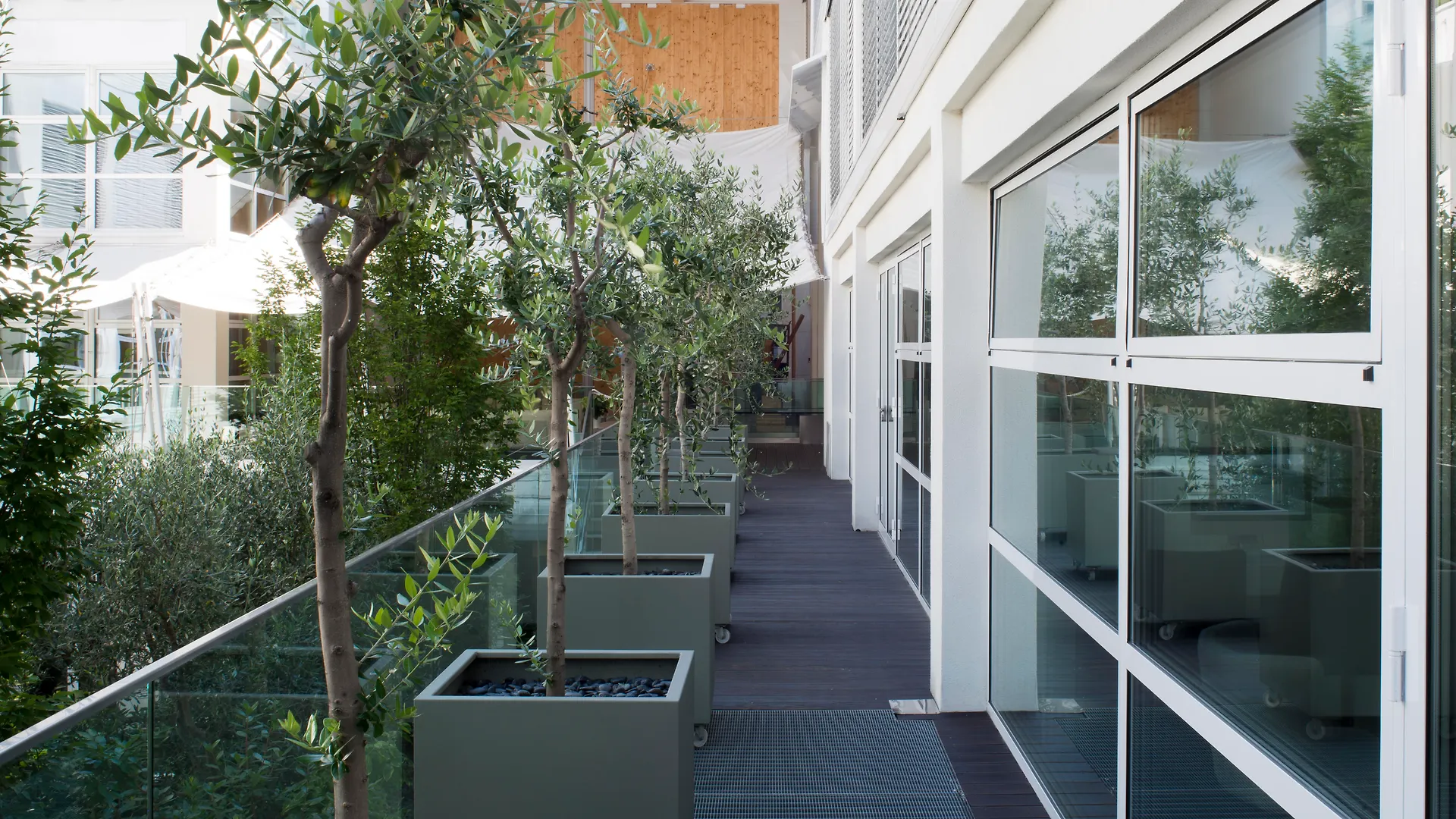 Magna Pars L'Hotel A Parfum, Small Luxury Hotels Of The World Milan Italy